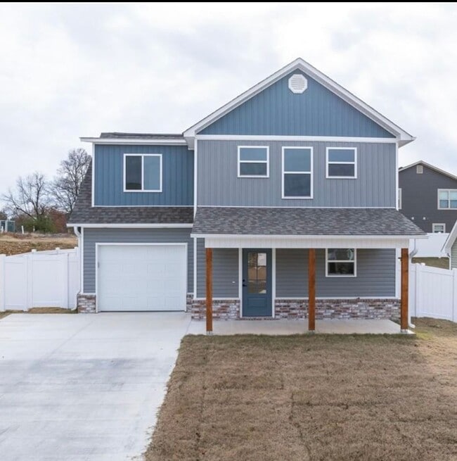 Building Photo - $2,000.00 Move-In-Special