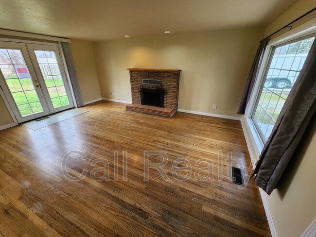 Building Photo - 1021 N Herald Rd