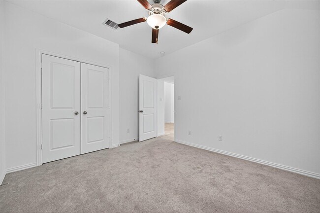 Building Photo - 8831 Morning Glow Dr