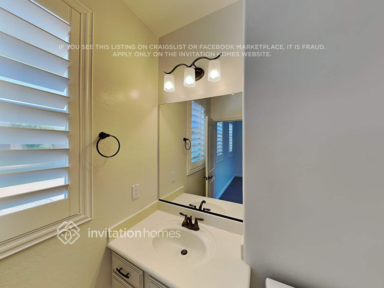 Building Photo - 22280 E Via De Olivos Ct