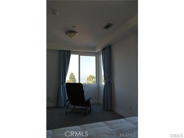 Building Photo - 408 Avenida Santa Barbara