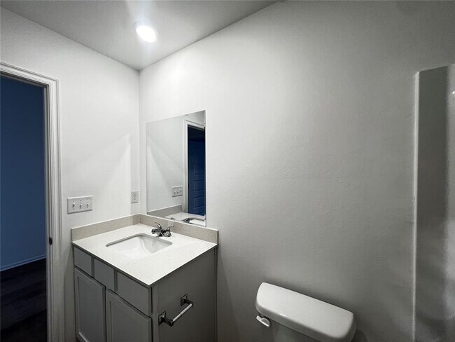 Building Photo - 3433 Little Creek Dr