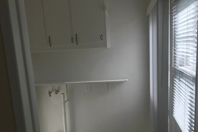 Building Photo - 4166 W 162nd St