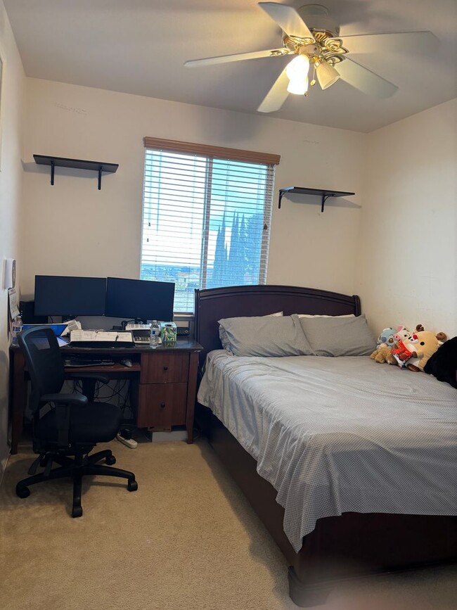 Building Photo - Pittsburg 4 bd, 2.5 ba charming home in excellent location!