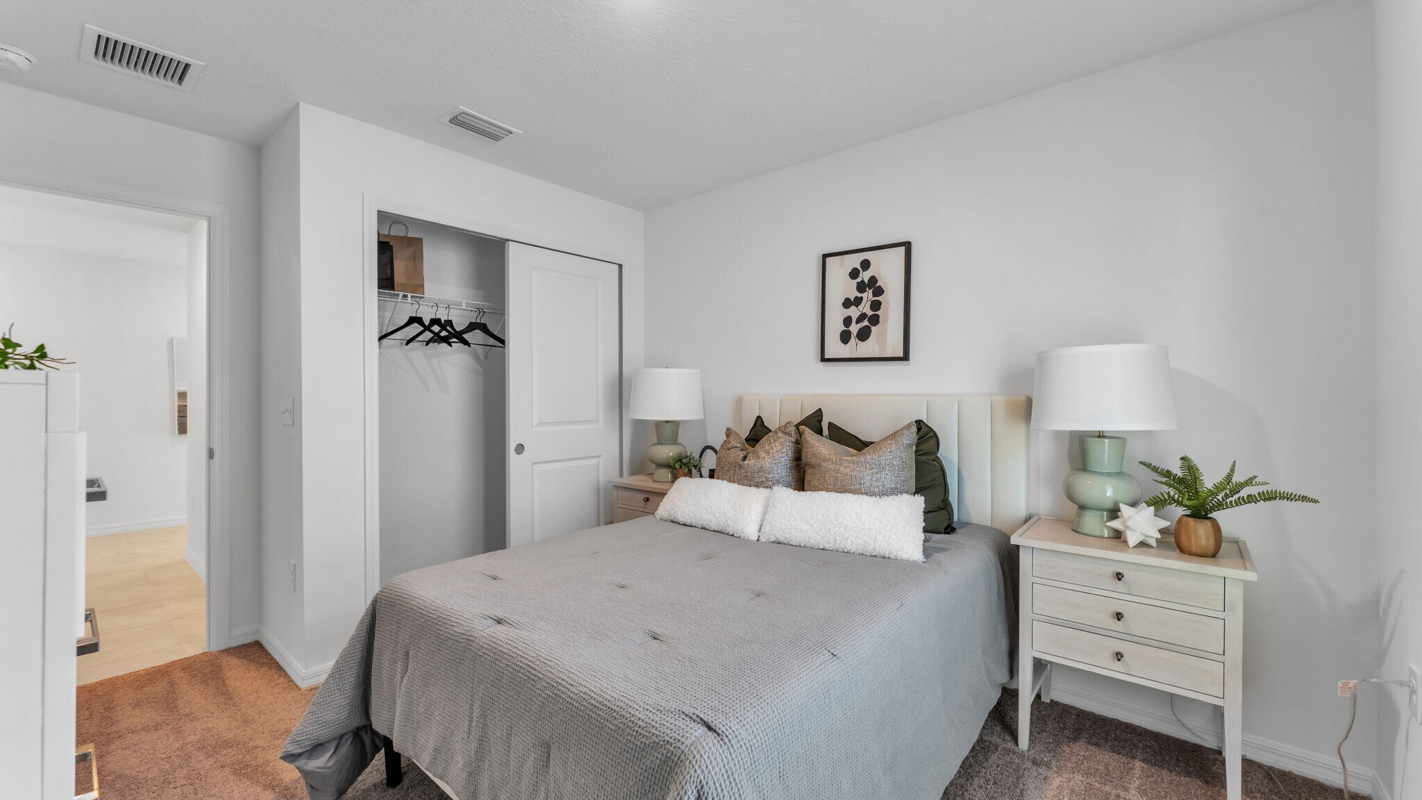 Building Photo - 204 Rivermill Way