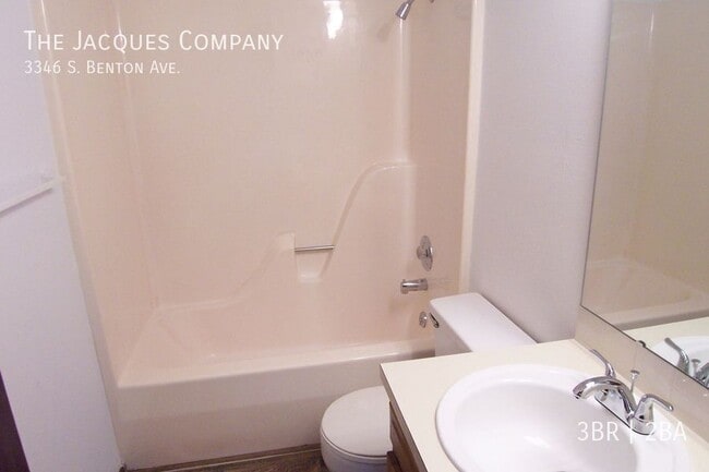 Building Photo - 3346 S Benton Ave