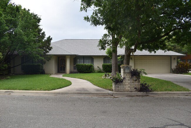 Building Photo - Beautiful Hilltop Home in Harker Heights! ...