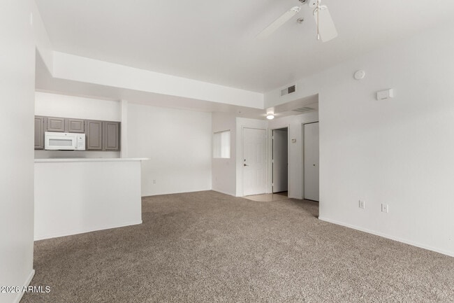 Building Photo - 13700 N Fountain Hills Blvd