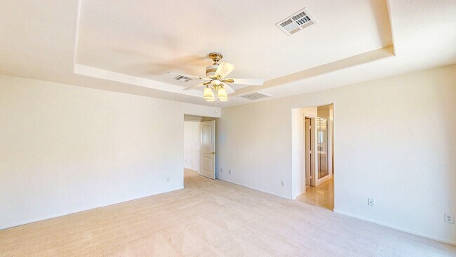 Building Photo - Beautiful 4 bedroom 3 full bath home with 2,902 Sq. FT. of living space.