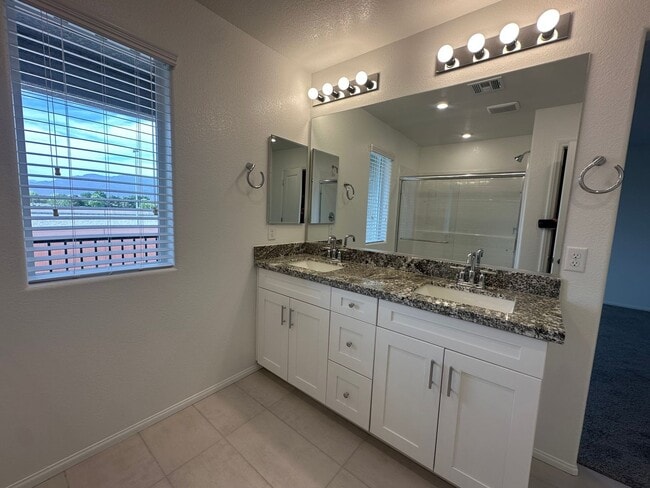 Building Photo - New Constructed and upgraded three bedroom...