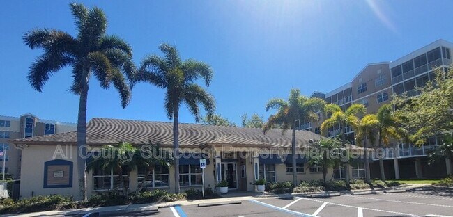 Building Photo - 960 Starkey Rd