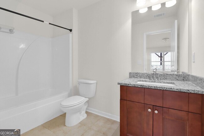Building Photo - 232 Cashes Dr
