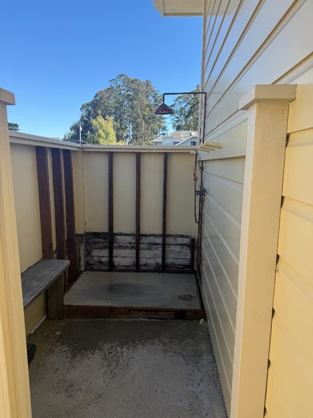 Building Photo - 111 Eucalyptus Ave