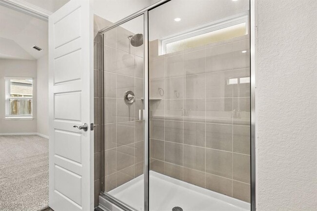 Building Photo - 631 Wild Spur Ln