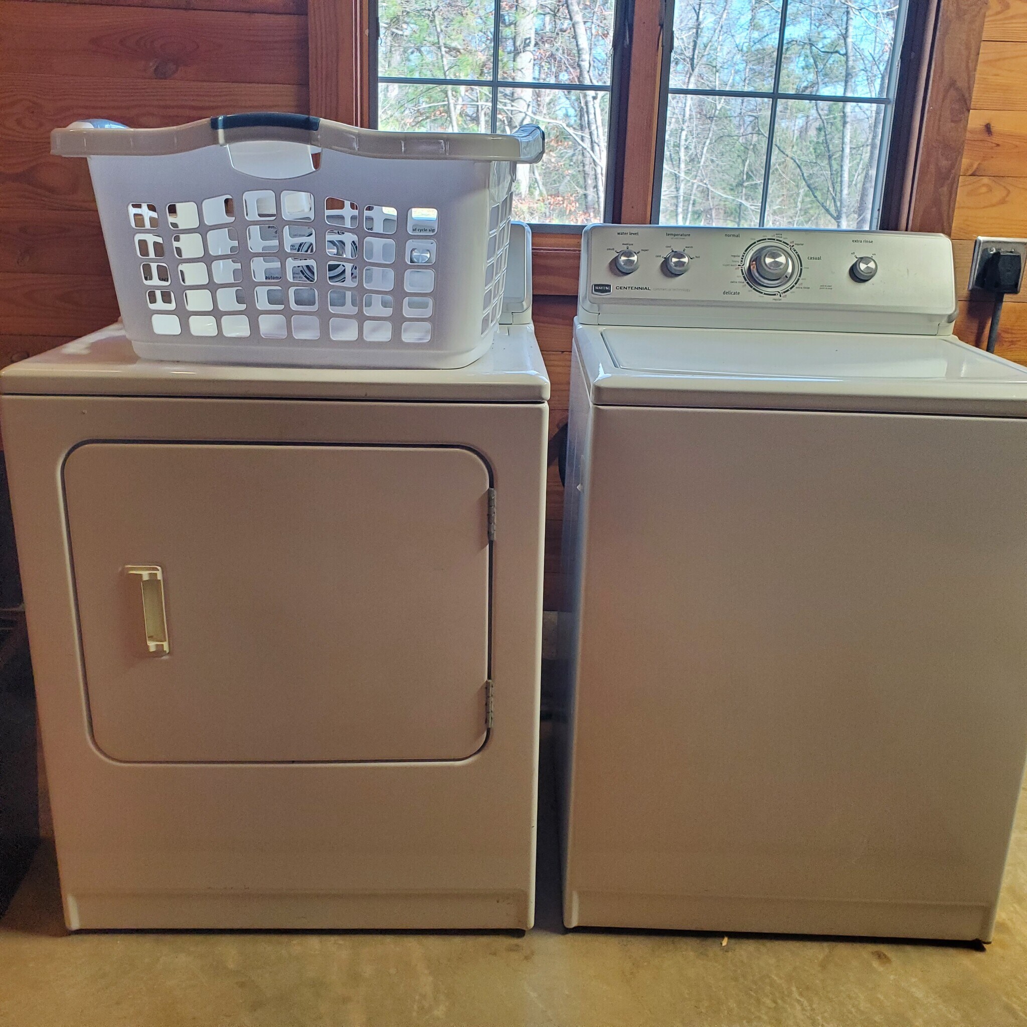 Laundry - 1087 Walker Rd