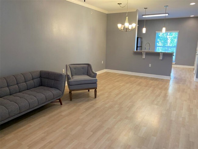 Building Photo - 3501 Chenevert St