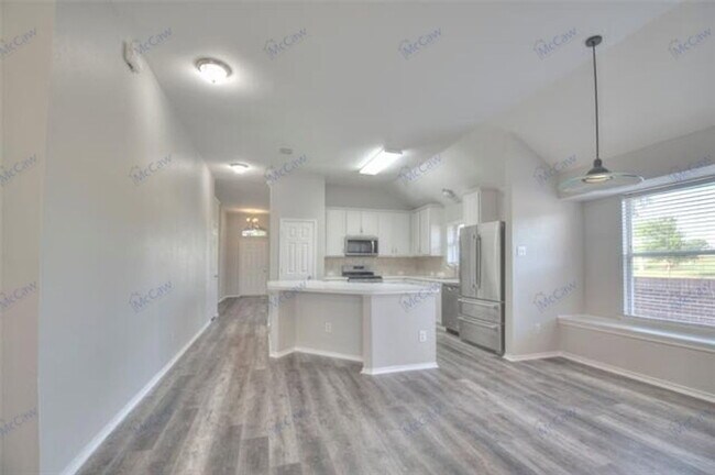 Building Photo - 7297 Chinquapin Dr