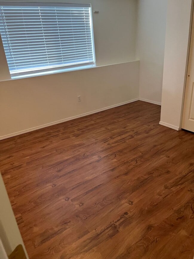 Building Photo - Beautiful 9 Mile Area Home