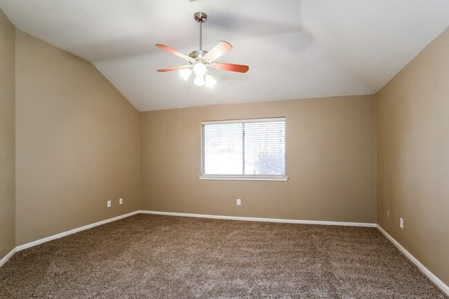 Building Photo - 21492 Palace Pines Dr