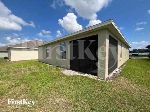 Building Photo - 2800 Zaragoza Ct