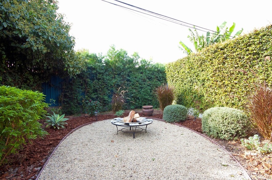 Building Photo - 4032 Garden Ave