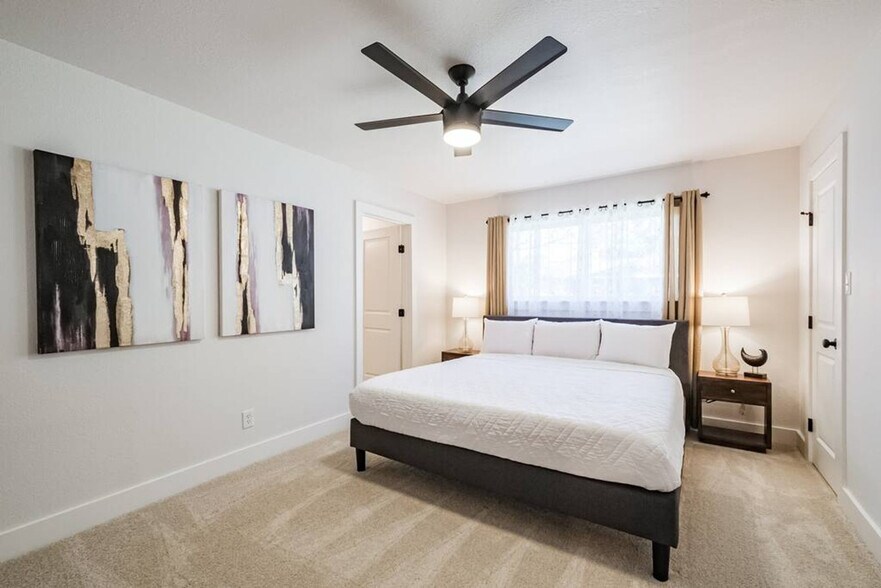 Building Photo - 6230 Rena St