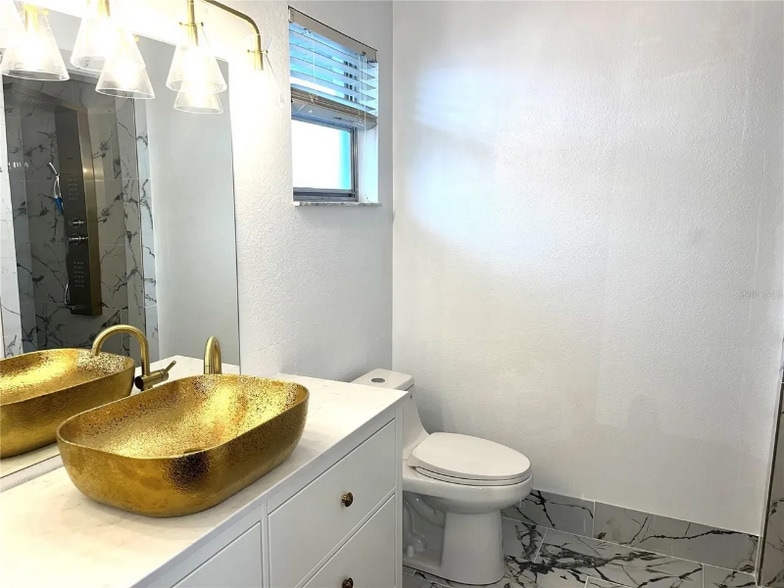 Building Photo - 27064 Omni Ln