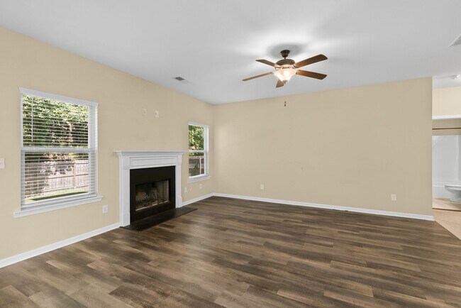 Building Photo - Spacious 5BR Home with Huge Fenced Backyard in The Reserve at Wyndham Gates!