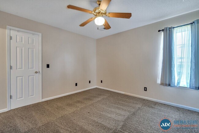 Building Photo - Charming 3-Bed, 2-Bath Home in Historic Be...