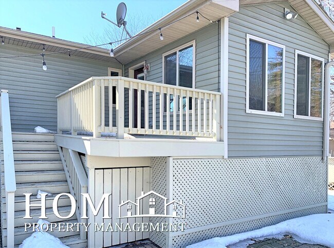 Building Photo - 140 Peggy Ln