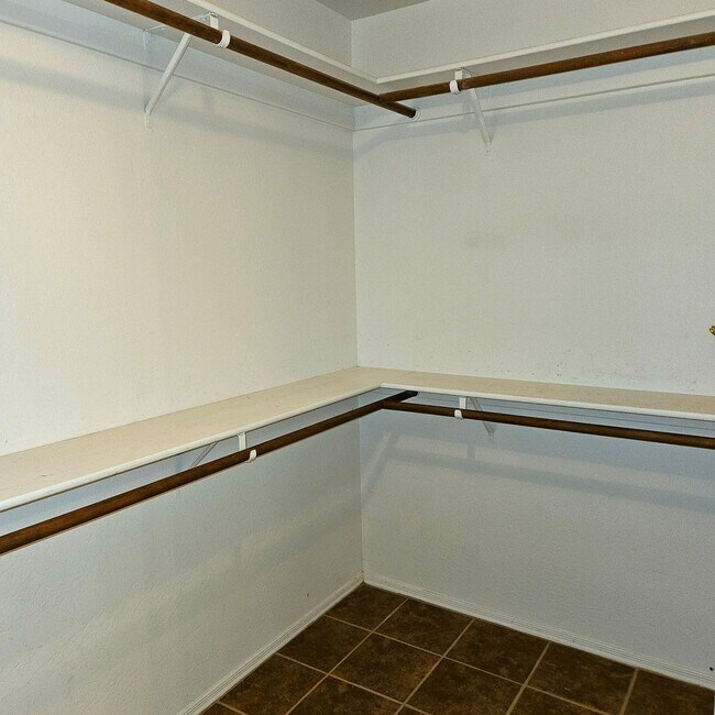 Building Photo - Pool home available now!