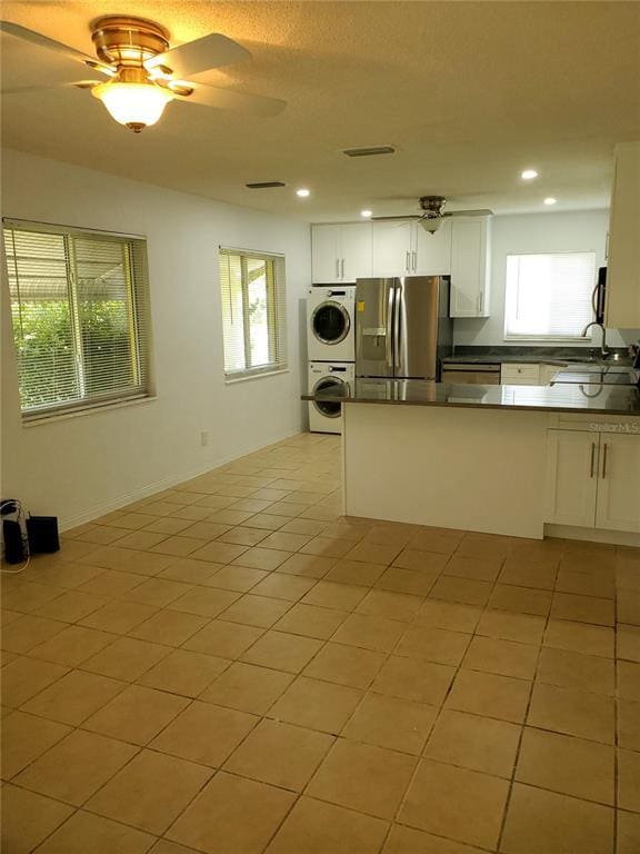 Building Photo - 1020 70th St N