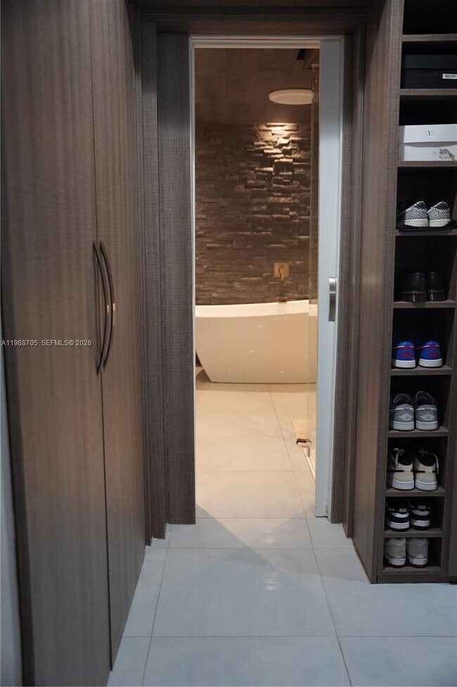 Building Photo - 19262 NW 89th Ave