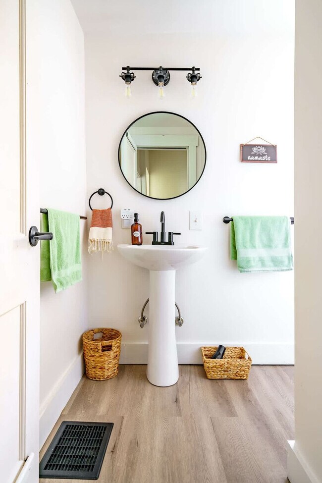 Building Photo - 241 W Water St