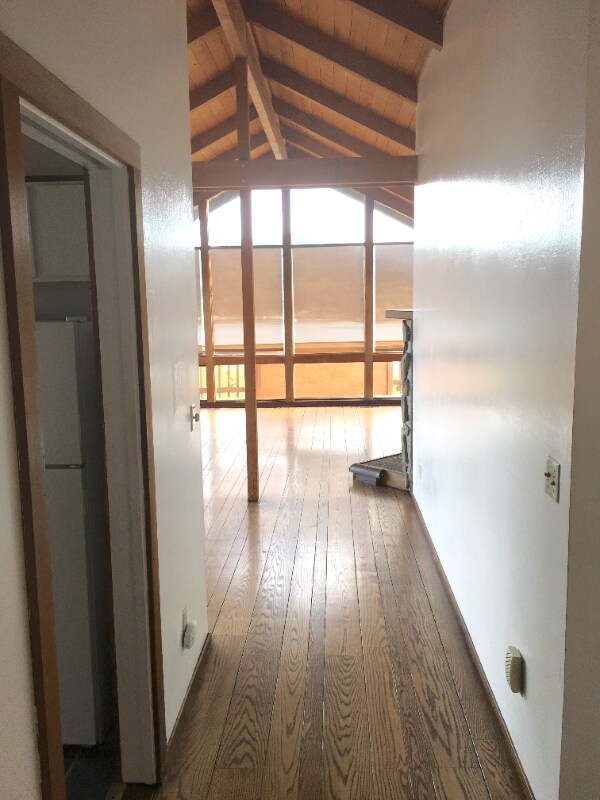 Building Photo - 2381 Paradise Dr