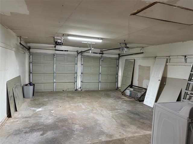 Building Photo - 206 E Ridgegate Dr