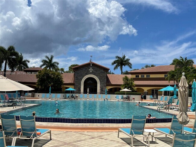 Building Photo - 640 Moondancer Ct