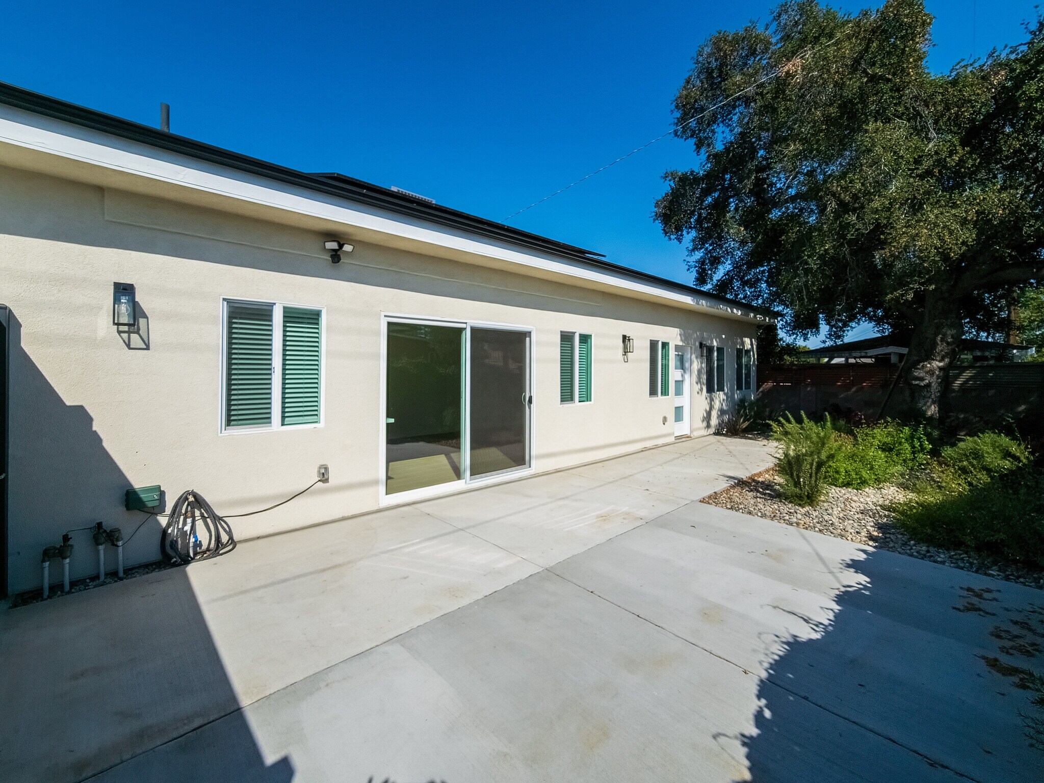 Building Photo - 11022 Penrose St