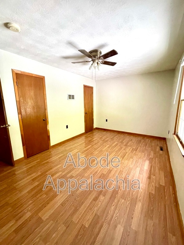 Building Photo - 1233 Collins Hwy
