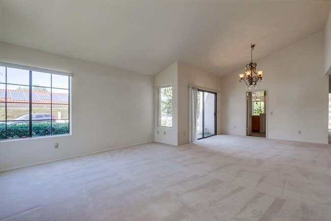 Building Photo - 11742 Avenida Sivrita