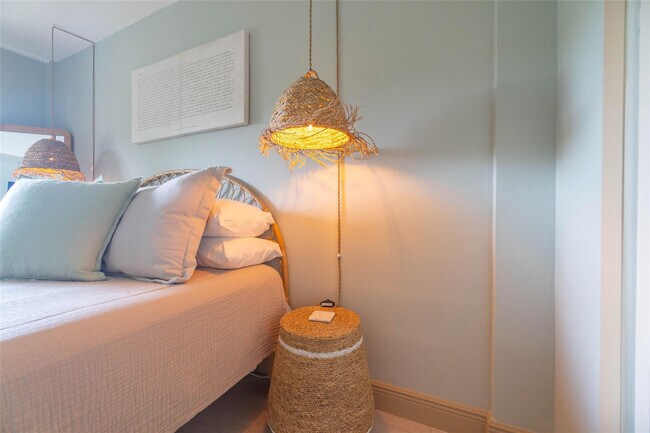 Building Photo - 6520 N Ocean Blvd