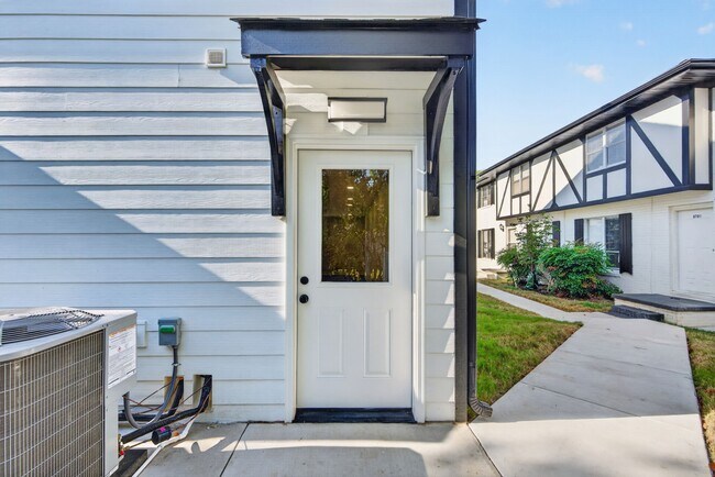 Building Photo - 6709 Indus Way