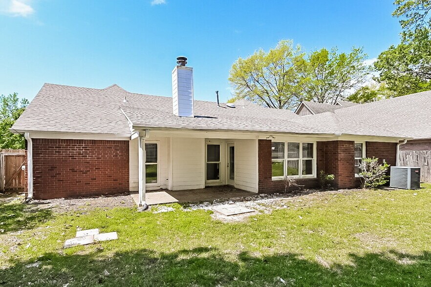 Building Photo - 1740 Meadow River Cove