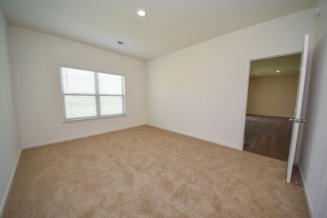 Building Photo - 4 bed, 2 bath. new construction 2021