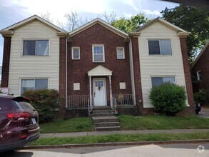 Building Photo - BH-P2P1418-1