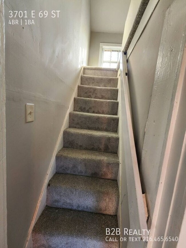 Building Photo - 3701 E 69th St