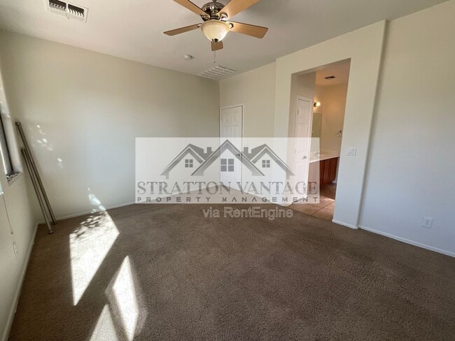 Building Photo - 3865 W Ashton Dr