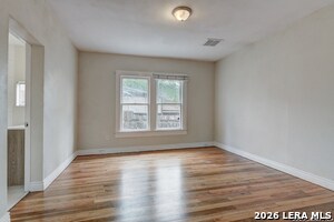 Building Photo - 1932 W Huisache Ave