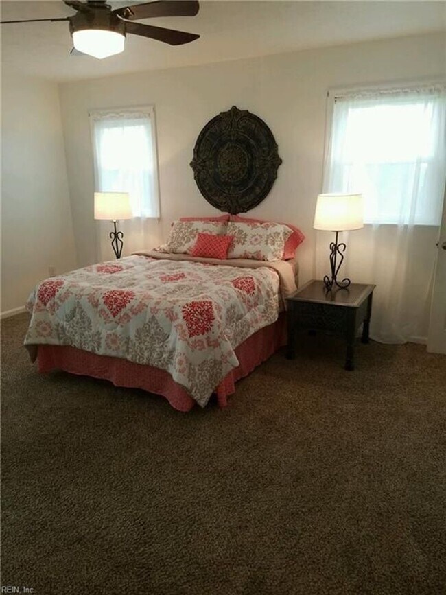 Building Photo - Remodeled 3BR Home in Indian Lakes - Grani...