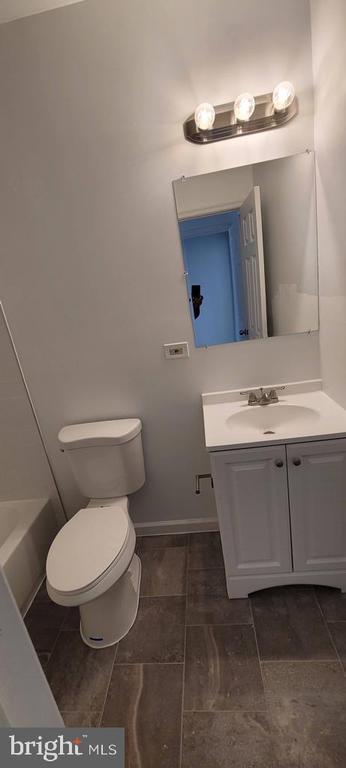 Building Photo - 1321 E Biddle St